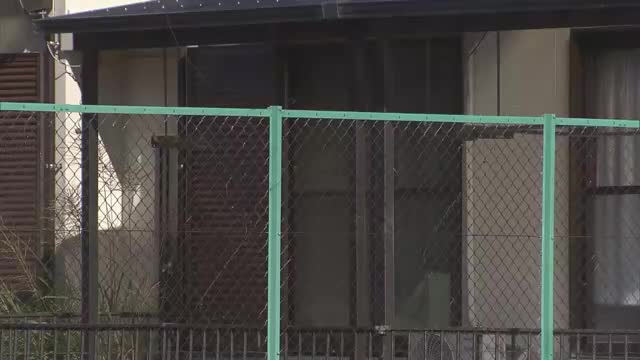 四日市の住宅の死亡男性　死因は急性心筋梗塞　同居の弟は傷害容疑で逮捕「兄の暴力への抵抗でひっかいた」