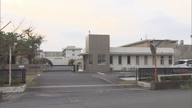 「注意受けたことに不満を抱いていた」　刑務官に暴行しけがをさせた20代受刑者を書類送検　三重刑務所