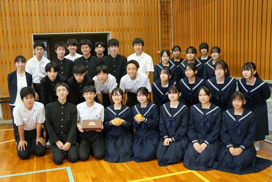 石巻中学校の3年生（愛知・豊橋市）