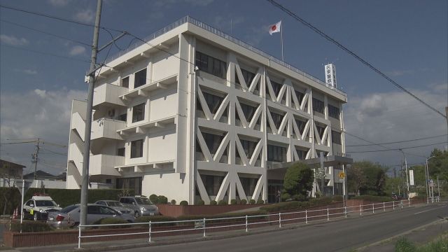 違法な風俗店を営業した疑いで経営者の女を逮捕　「性的なサービスやっていない」と否認