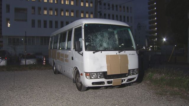 80代ぐらいの男性がマイクロバスにはねられ死亡　乗客を乗せ送迎の途中に事故　名古屋　　