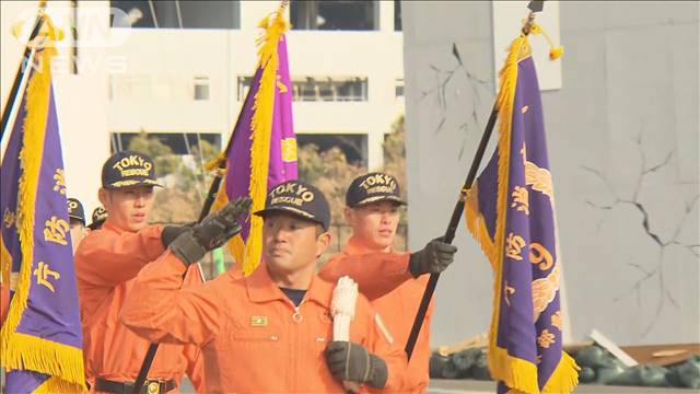 東京消防庁が出初め式 消火活動など披露 ドローンや一斉放水も