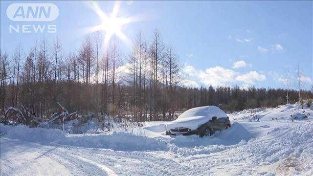 雪に埋もれた車　運転手は…　山で遭難か？捜索打ち切り