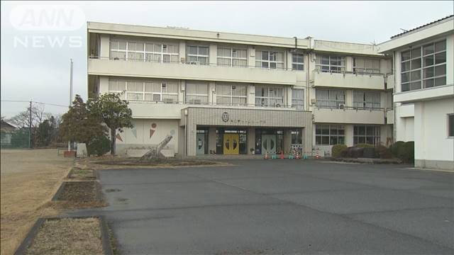 小学校の花壇にシカの頭部　何者かが埋めた可能性も　岐阜