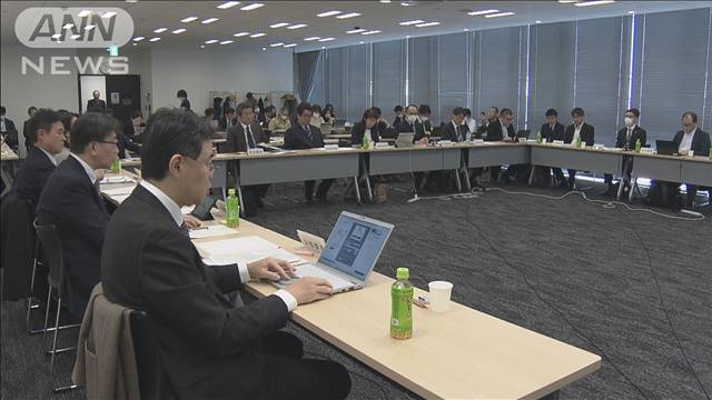 “こころの不調”未然防止の「ストレスチェック」　全事業所で義務化へ　厚労省