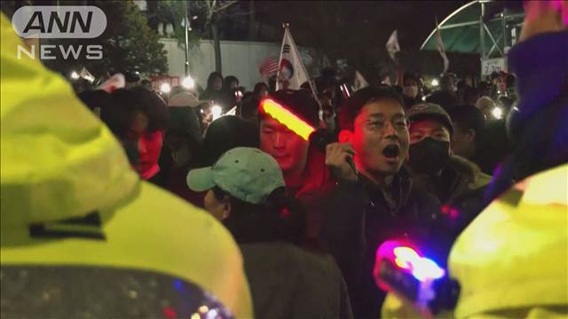 尹大統領を逮捕 韓国メディア 支持者が地裁に侵入